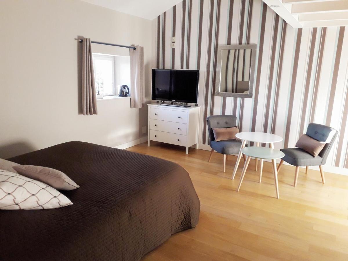 La Tourelle De Chevignat Bed & Breakfast Courmangoux Eksteriør bilde